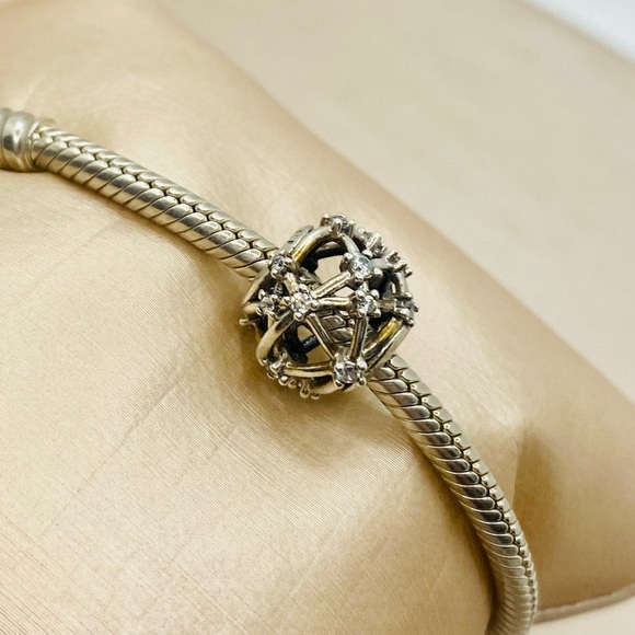 EUC Pandora 799240C01 Sterling Silver Star Constellations Openwork Charm w/ CZ’s - Picture 4 of 10